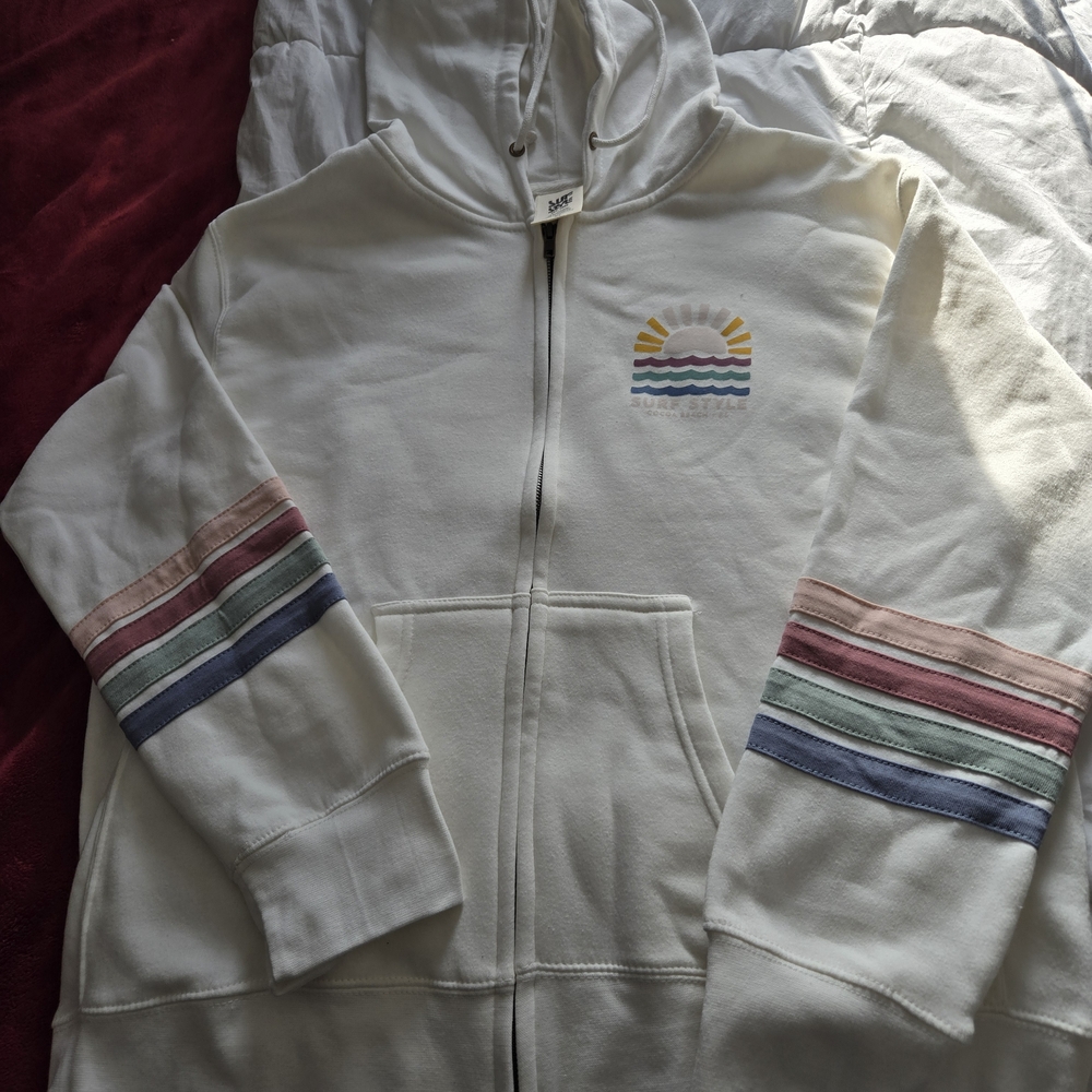 Surf Style Ivory Hoodie with Blue Accents